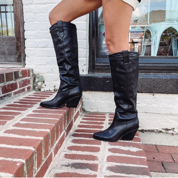 Guess Tabard Black Leather Tall Heeled Boots - Picture 13 of 13